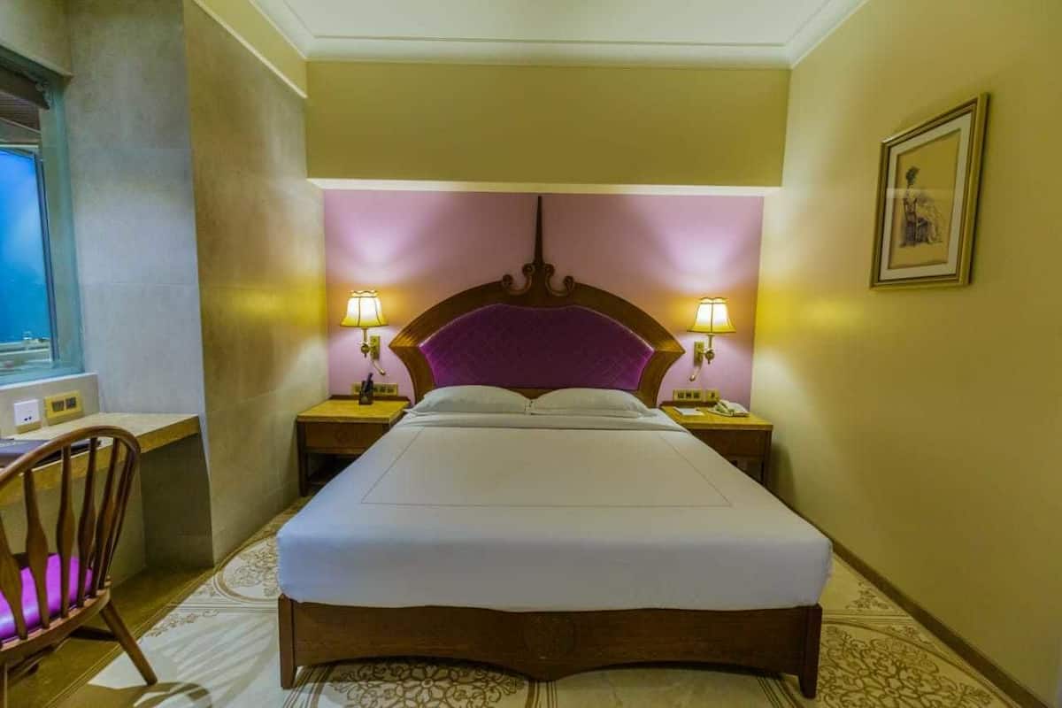 Chambre Exécutive, 1 très grand lit