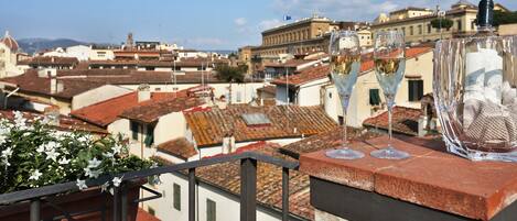 Leilighet, 2 soverom, terrasse, byutsikt | Byutsikt