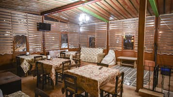 Colazione a buffet inclusa, servita tutte le mattine