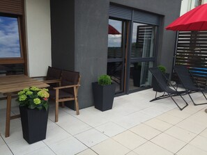 Deluxe Apartment, 1 King Bed with Sofa bed, River View | Terrace/patio - Torun deLuxe (Torun)