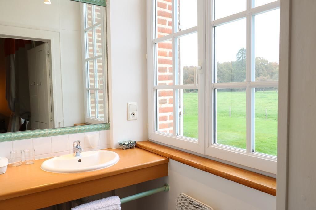 Double or Twin Room (Antenaise) | Bathroom sink