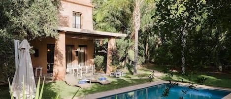 Villa superior, 3 habitaciones, piscina privada | Terraza o patio