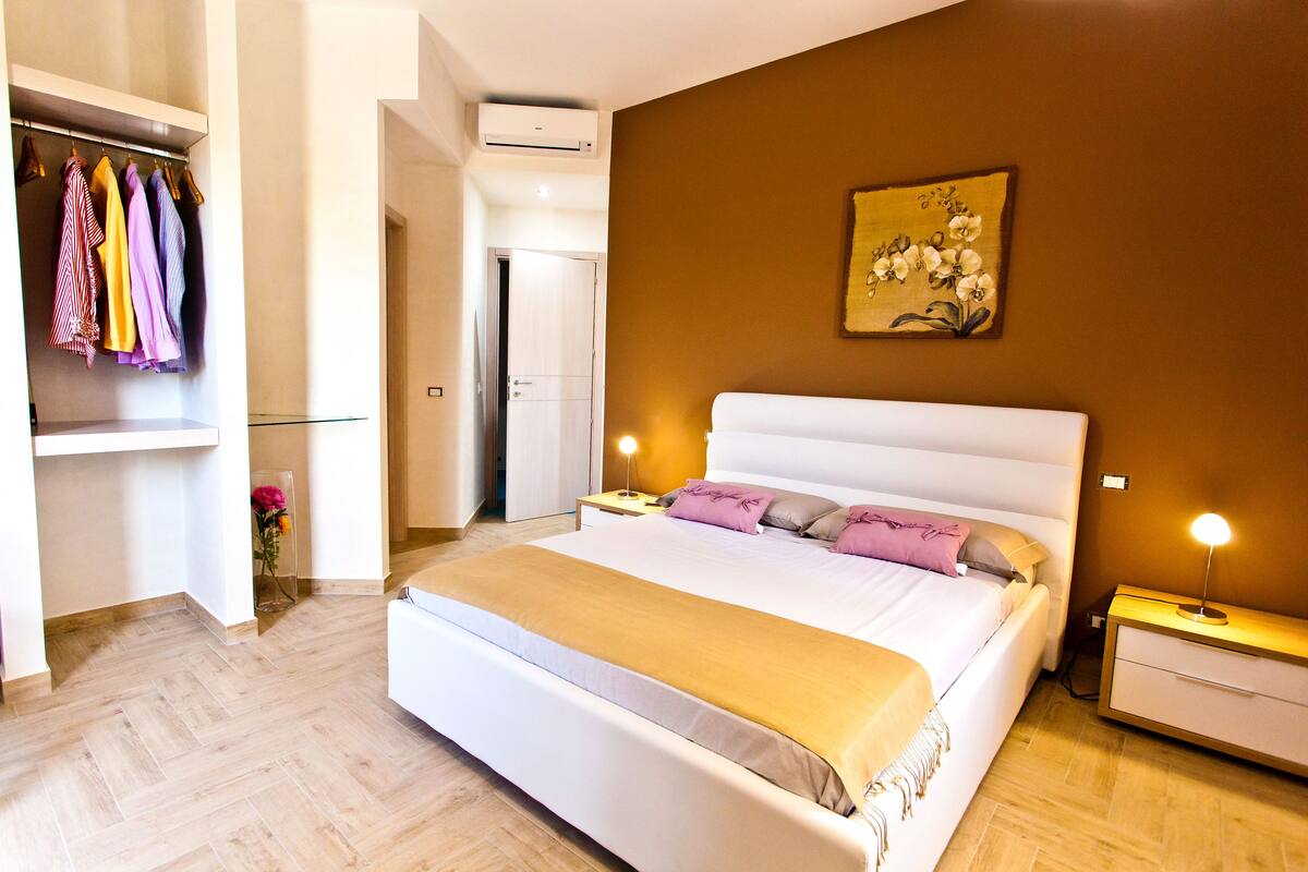 Deluxe-Zimmer, Balkon (64) | Hochwertige Bettwaren, Zimmersafe, Bügeleisen/Bügelbrett