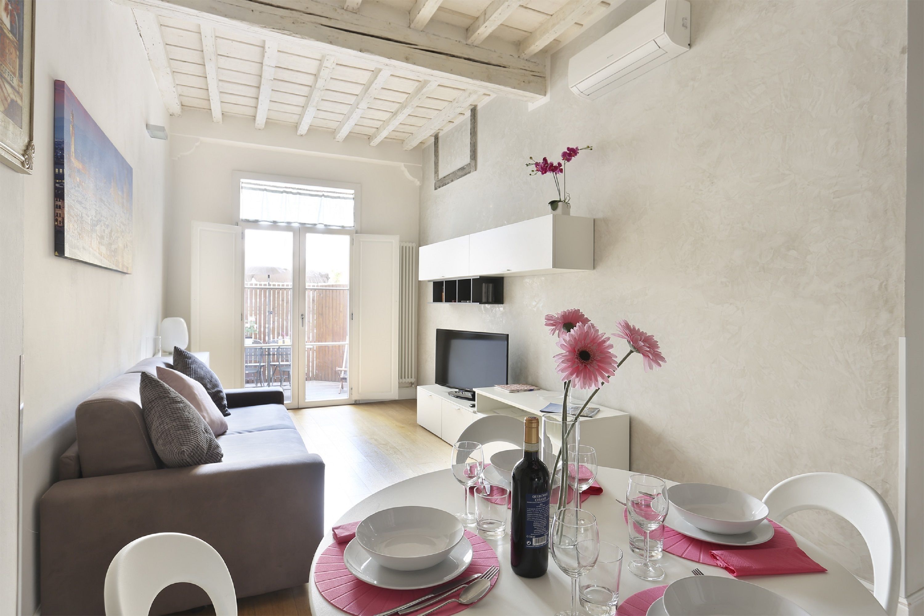 Appartamento, 1 camera da letto | Area soggiorno | Smart TV