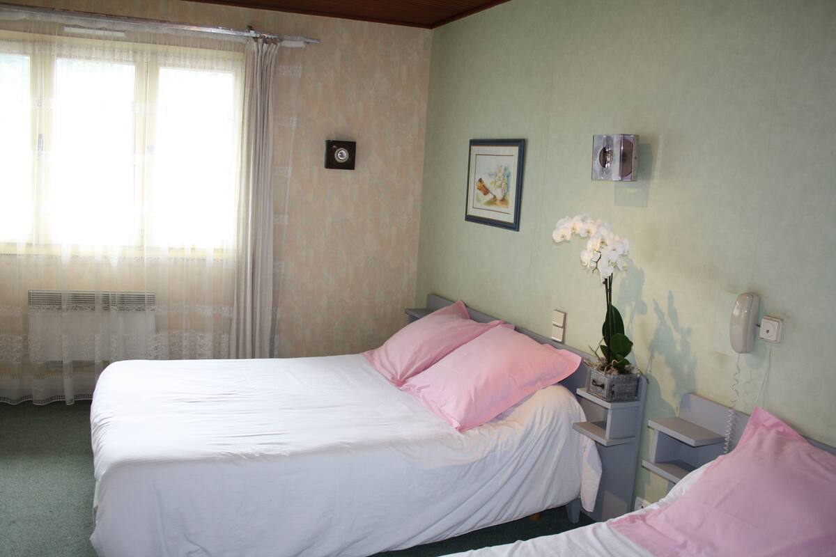 Individually decorated, individually furnished, cots/infant beds