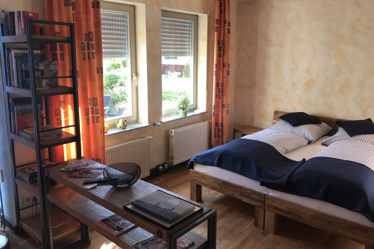 Appartement, 1 tweepersoonsbed met slaapbank (incl. end cleaning fee €35) | Geluiddichte muren, gratis wifi