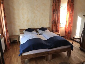Apartment, 1 Doppelbett und Schlafsofa (inkl. Endreinigungsgebühr €35) | Schallisolierte Zimmer, kostenloses WLAN