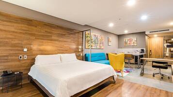 Junior Suite, 1 King Bed | Premium bedding, memory foam beds, minibar, in-room safe