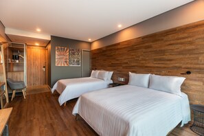 Standard Twin Room | Premium bedding, memory-foam beds, minibar, in-room safe - Hotel Spirito by Spiwak (Cali)