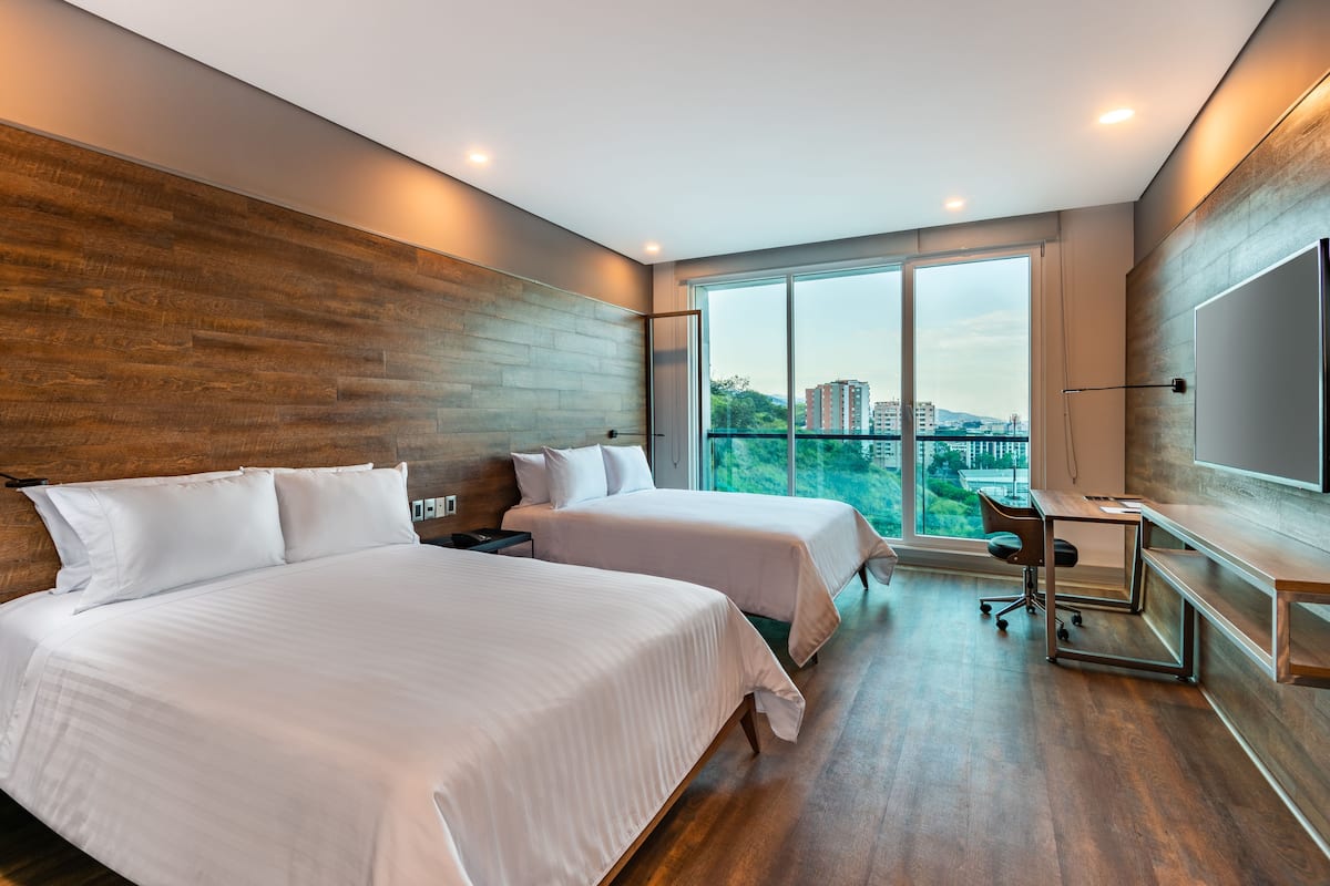 Standard Twin Room | 1 bedroom, premium bedding, memory-foam beds, minibar