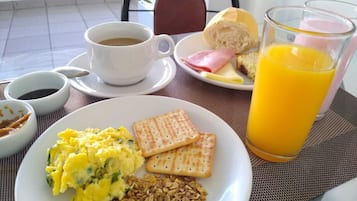 Free daily buffet breakfast