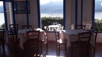 Desayuno buffet incluido todos los días