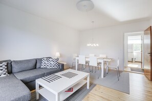 Leilighet, flere senger | 2 soverom, individuelt dekorert og individuelt innredet