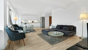 Apartment, 1 Queen Bed | Living room | TV - Apartment 1 bedroom Strandvejen (Copenhagen)