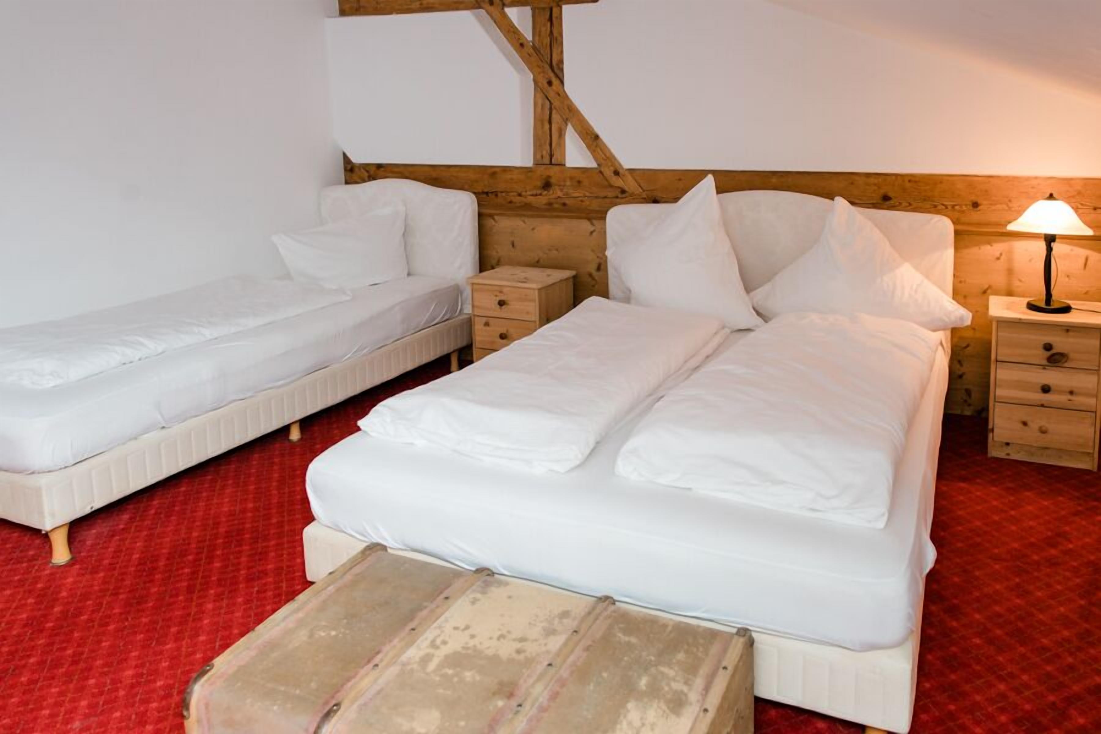 individually furnished, free wifi, bed sheets