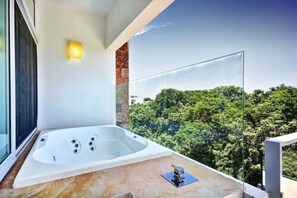 Departamento, 2 habitaciones | Tina de hidromasaje