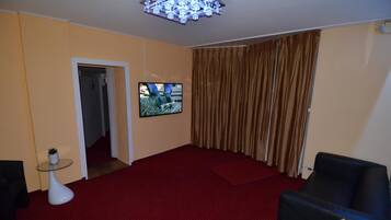 40-inch LED TV with digital channels, TV