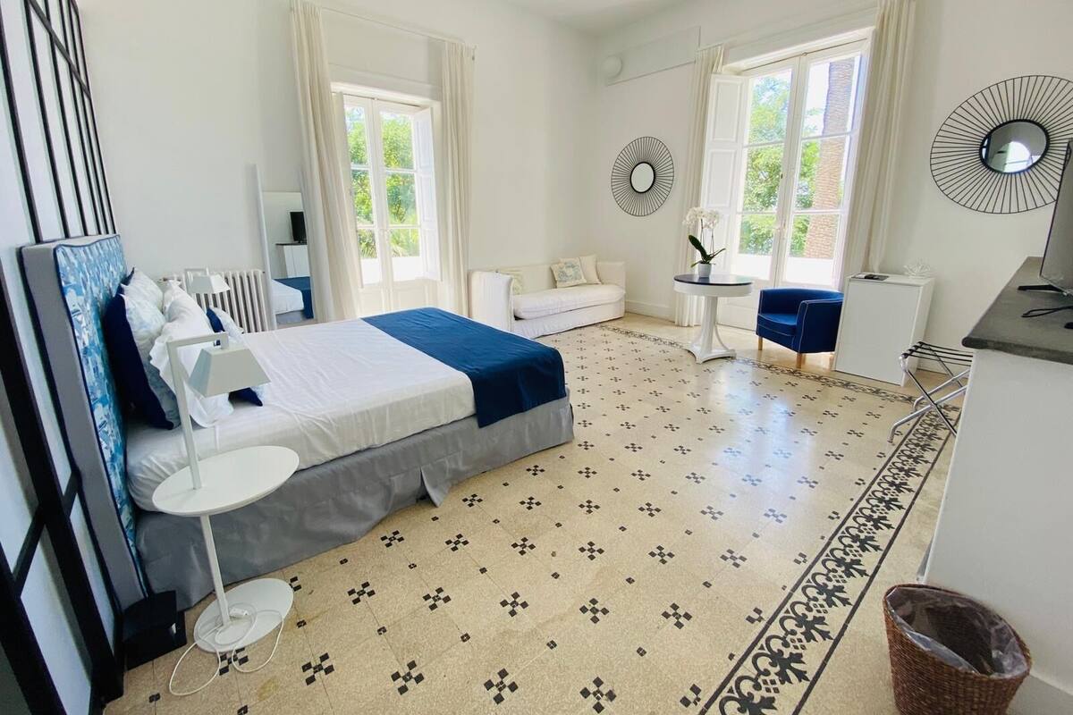 Family Room, Sea View