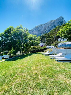Exterior - Suite Garden (Capri)