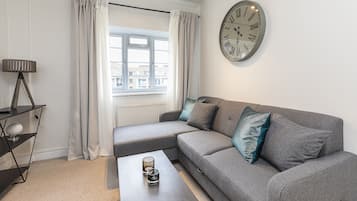 Apartment, 1 Double Bed with Sofa bed | Living room