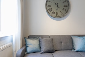 Căn hộ, 1 giường đôi và sofa giường | Khu phòng khách
