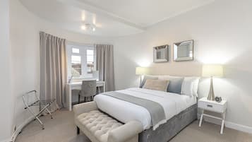 Apartment, 1 Double Bed with Sofa bed | Iron/ironing board, free WiFi, bed sheets