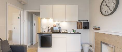 Apartment, 1 Double Bed with Sofa bed | Private kitchen