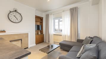 Apartment, 1 Double Bed with Sofa bed | Living room