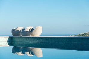 3 piscinas al aire libre
