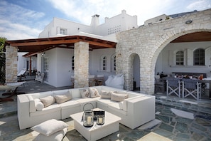 Superior Villa, Private Pool, Sea View | Terrace/patio - Villa Haritomeni (Paros)