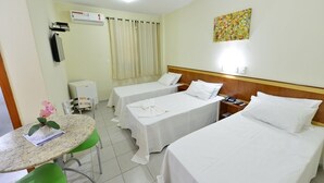 Triple Room | Room amenity - Hotel Vind's Plaza (Caratinga)