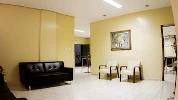 Sala de estar en el lobby