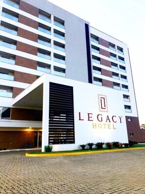 Restaurant - Legacy Hotel (Guaratingueta)