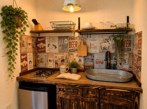 Fridge, oven, stovetop, coffee/tea maker