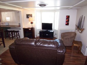 高档床上用品、熨斗/熨板、免费 WiFi、床单