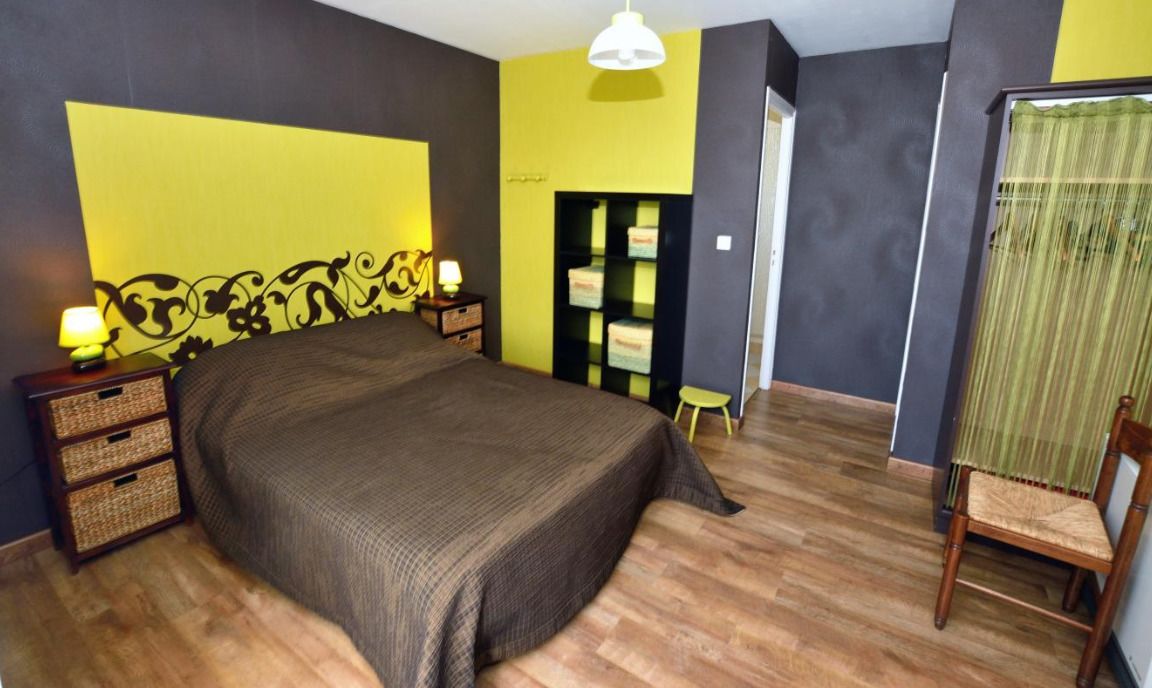 Double Room, 1 Double Bed (Chocolat) | Individually decorated, individually furnished, iron/ironing board