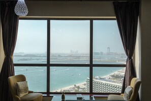 View from property - Pelicanstay Seaview Suites in JBR Walk (Dubai)