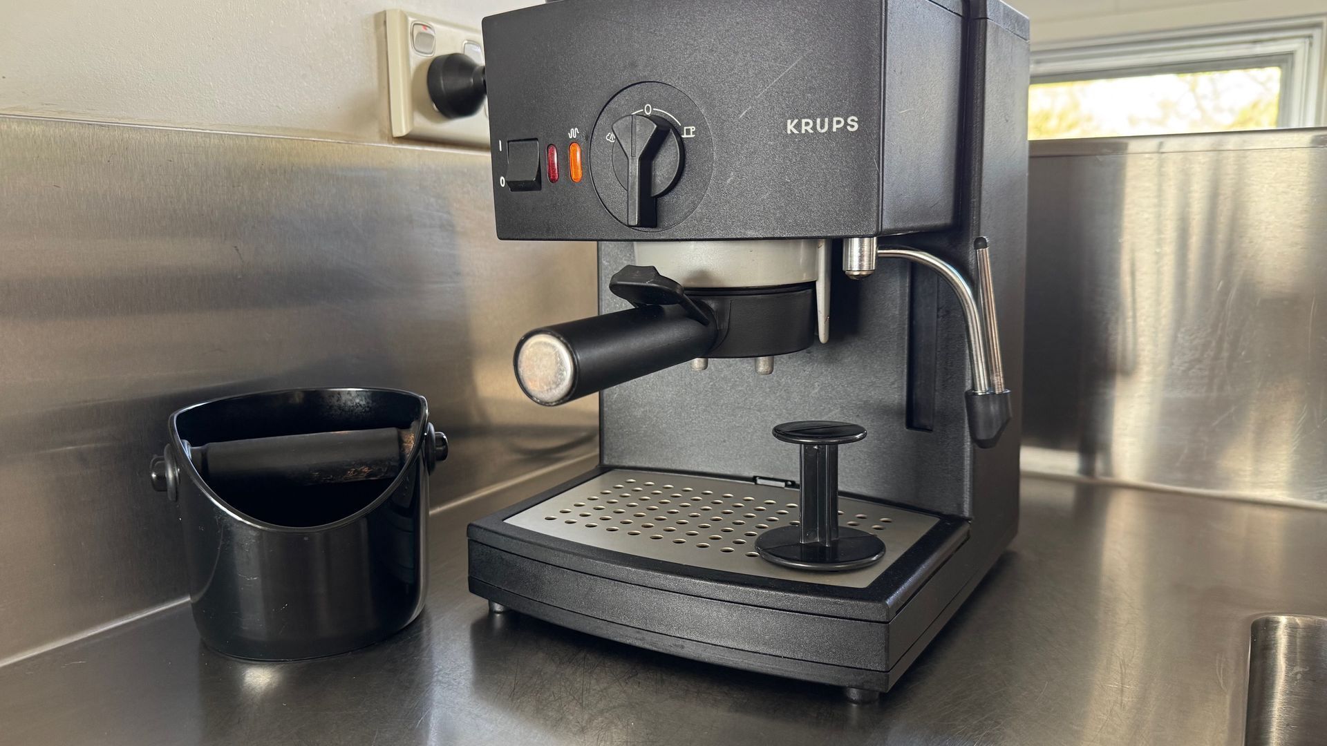 Kaffe og/eller kaffemaskin