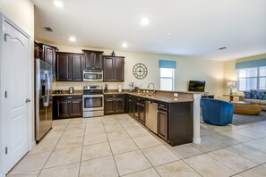 獨棟房屋, 多  張床 | 私人廚房 | 電冰箱、微波爐、烤箱、爐台