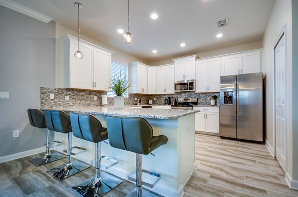 Casa, 6 habitaciones | Cocina privada