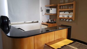 Studio | Eget tekjøkken | Kokeplater og vannkoker