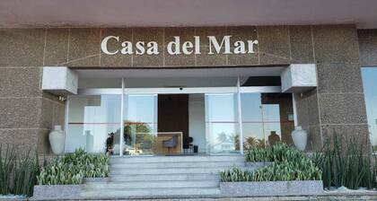 Casa Del Mar