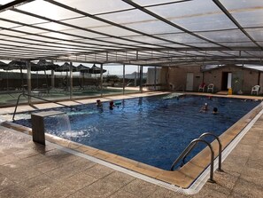 Indendørs pool