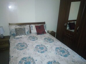 Apartment | 2 Schlafzimmer, Verdunkelungsvorhänge, Bügeleisen/Bügelbrett