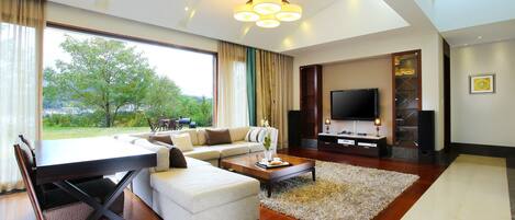 Suite Mewah | Seprai linen