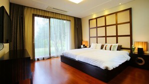 Ảnh chưa phân loại, 5 trong số 37 ảnh, nút