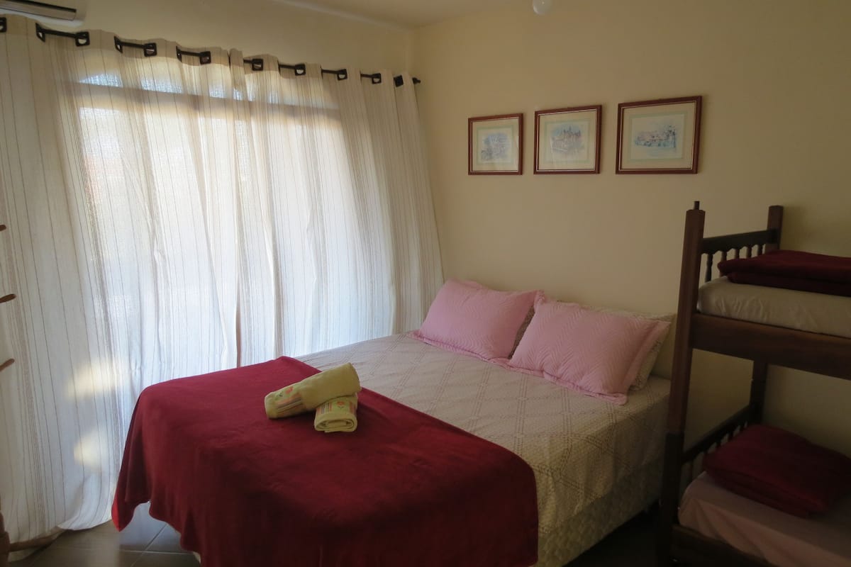 Suite Comfort, letti multipli | Wi-Fi gratuito, lenzuola