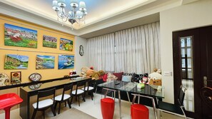 TV - Lucky Bear Guesthouse (Magong)