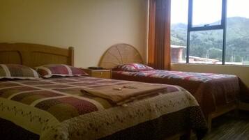 Standard Triple Room | Soundproofing, free WiFi