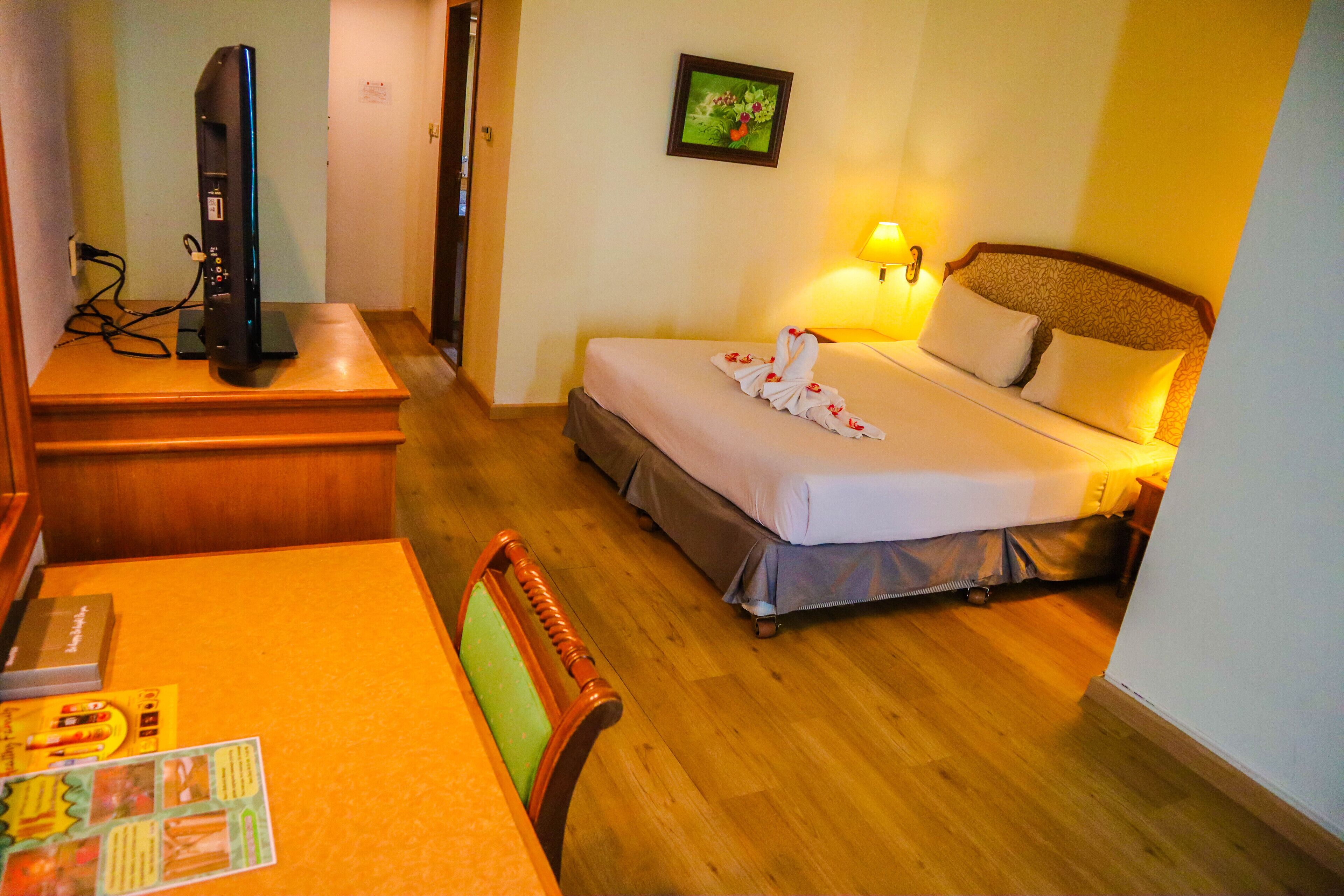 superior double room | rollaway beds, free wifi